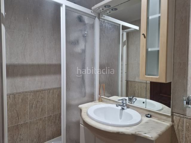 Foto 82d792b3-9341-4700-b377-c257f1632653. Piso en rúa alcalde lorenzo 18 azabache vende impecable piso en Bertamirans en Ames