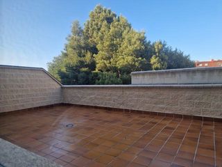 Appartamento in Rúa alcalde lorenzo 18. Azabache vende impecable piso en bertamirans