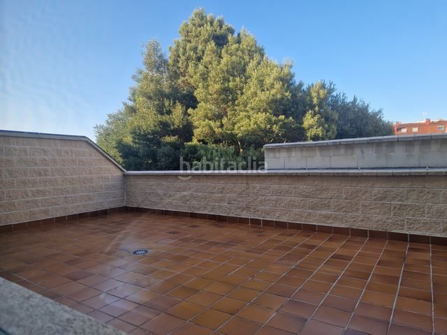 Foto c6c3227b-3ad6-486e-a832-716a61cedebd. Piso en rúa alcalde lorenzo 18 azabache vende impecable piso en Bertamirans en Ames