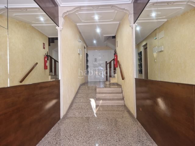 Foto d4576fc4-9729-40b7-936c-5243aecea28a. Piso en rúa alcalde lorenzo 18 azabache vende impecable piso en Bertamirans en Ames