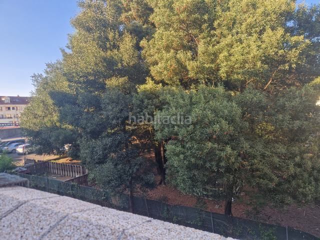 Foto d713dda0-8315-4b9f-a854-fee58f21c5cc. Piso en rúa alcalde lorenzo 18 azabache vende impecable piso en Bertamirans en Ames