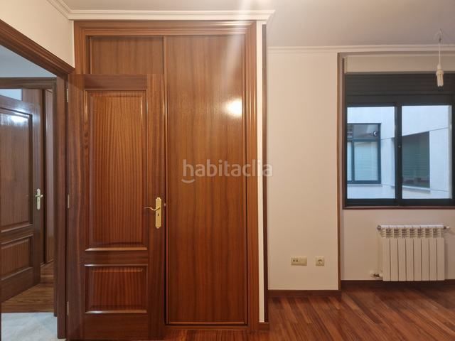 Foto f43df1cc-94fc-421e-89fe-e85ca9a70525. Piso en rúa alcalde lorenzo 18 azabache vende impecable piso en Bertamirans en Ames