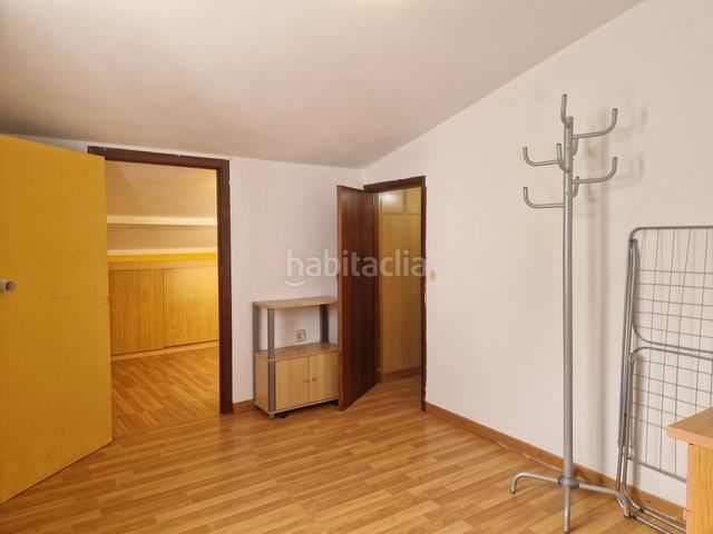 Foto d674f7f5-a7eb-41b9-be51-82b21daa4c75. Penthouse in rúa das oblatas 14 in Campus Sur - Santa Marta Santiago de Compostela