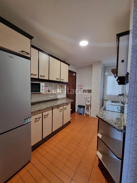 Foto 09b6d4aa-1126-4cab-b799-adba5271f83a. Affitto appartamento in rúa da rosa 29 in Ensanche - Sar Santiago de Compostela