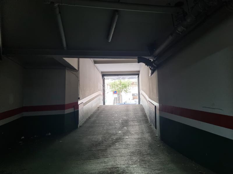 Foto 8f249de2-f437-49b5-a18b-e32e4597937f. Aparcament cotxe a rúa do xeneral pardiñas 18 a Ensanche - Sar Santiago de Compostela