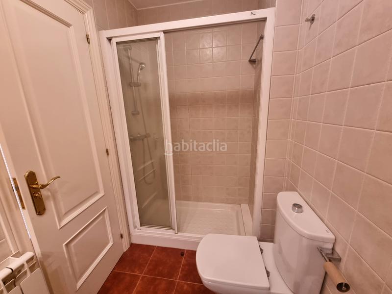 Foto d8eb6d8c-04c8-43e8-ad59-9a4590689bab. Lloguer pis a avenida de ferrol 56 a Conxo Santiago de Compostela