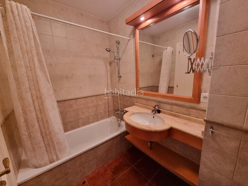 Foto 0de9d990-ea30-4e85-a062-8bee15d705c0. Rent flat in avenida de ferrol 56 in Conxo Santiago de Compostela