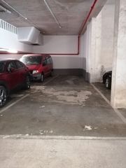 Autoparkplatz in Rúa do home santo 43. Plaza de garaje doble en rúa home santo