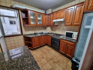Lloguer Pis a Avenida de romero donallo 43. Piso 3 dormitorios amueblado para curso