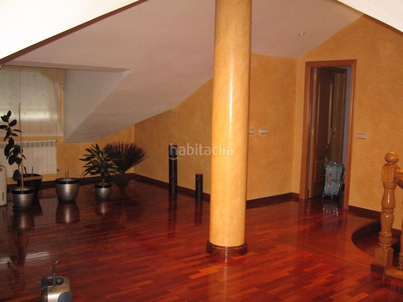 Foto db194321-44f3-41e2-a6ad-11bfbd62f561. Casa con parcheggio piscina in Parroquias de Santiago Santiago de Compostela