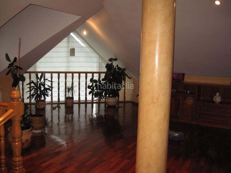 Foto e34f1b3f-31b0-46ce-ba22-c960356a7f16. Casa con parcheggio piscina in Parroquias de Santiago Santiago de Compostela