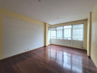 Appartement à Rúa baiuca 4. Piso en a estrada (adjudicación bancaria)