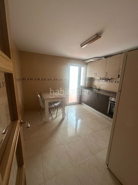 Foto a40734c9-2f16-40e7-a26d-eabf640ebd14. Rent flat with heating in La Lastra León