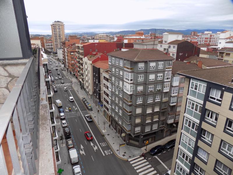 Foto 0e4ed1de-6028-4c0a-be69-7e45c6a497fa. Àtic amb calefacció a Centro Gijón