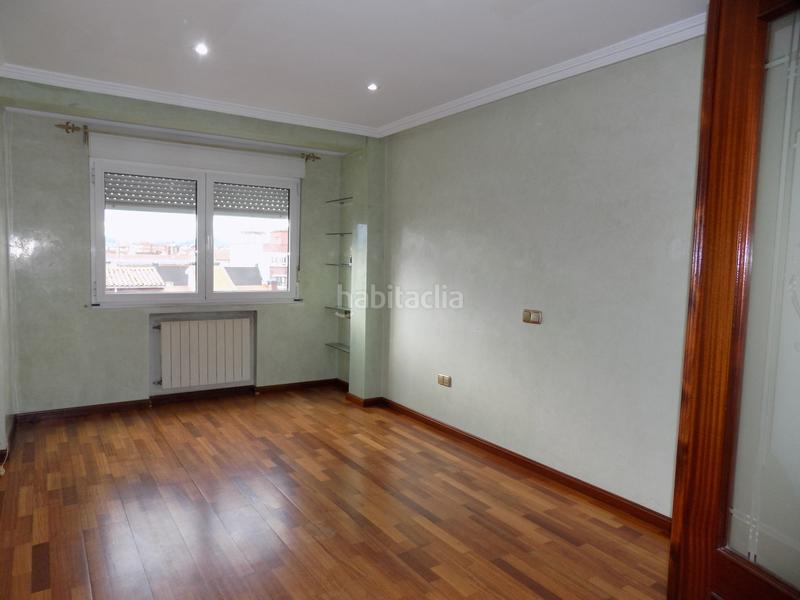 Foto 51b4d63e-0b13-45e0-acee-20b5f6ddf21f. Àtic amb calefacció a Centro Gijón