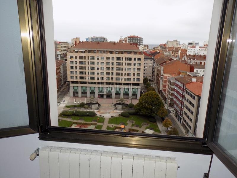 Foto c8cac2a8-f081-4eb1-8fbd-8ec5c1a1924f. Dachwohnung mit heizung in Centro Gijón