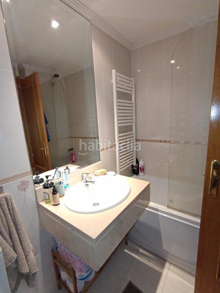 Foto edc8bff1-6121-424d-93da-2e7bd7d5ad36. Pis a avenida de portugal 84 a El Polígono Gijón