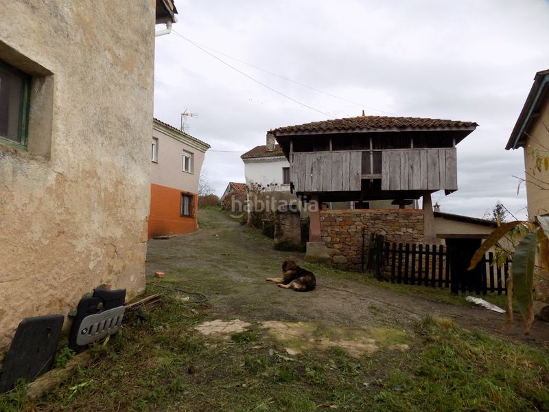 Foto e361b4f4-5492-4304-8ab6-ff39ee62bfa1. Casa a La Pedrera Gijón