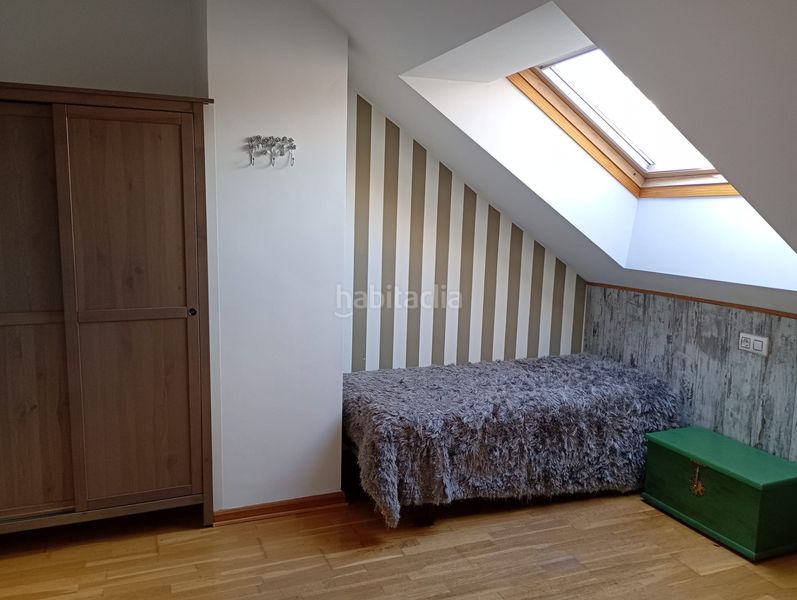 Foto bc18fe63-6b72-4c50-b103-5ea72b0e77e8. Location duplex avec chauffage parking dans Llano Gijón