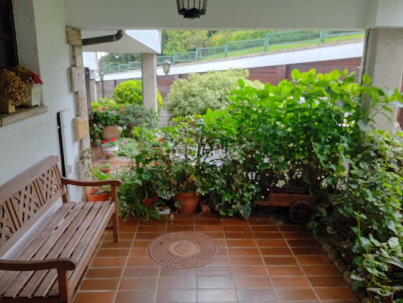 Foto 6a877023-7154-4b0d-842c-4ca9406fee97. Casa a schiera in camino arenas 654 in Somió Gijón