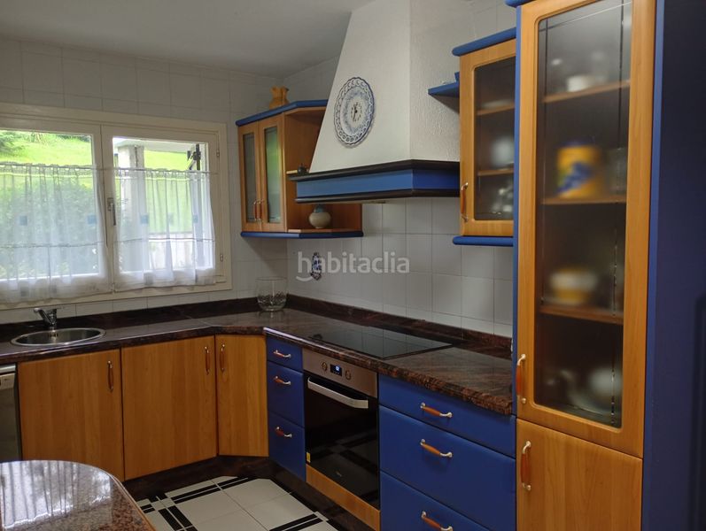 Foto b6e4472d-c182-411a-b08d-f39ca2795de8. Casa a schiera in camino arenas 654 in Somió Gijón