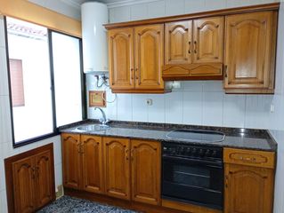 Flat in Calle ana maría 19. Piso en venta en el llano, gijon, asturias.