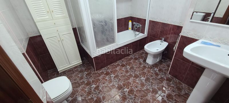 Foto 35b9d5c7-6df1-4915-b5a3-020d4828d9e4. Location appartement dans calle de álava 47 dans Pumarín Gijón