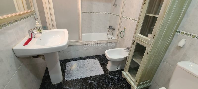 Foto bbfed842-f4f4-4219-aa81-d70aabf7e470. Location appartement dans calle de álava 47 dans Pumarín Gijón