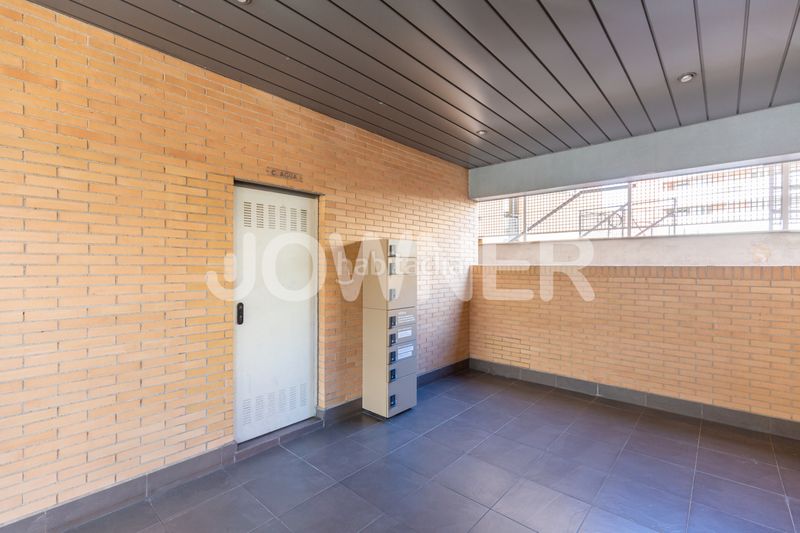 Foto b176eb72-6ae0-4f37-a841-7ffa68ecc8c9. Pis amb aparcament piscina a Rejas Madrid