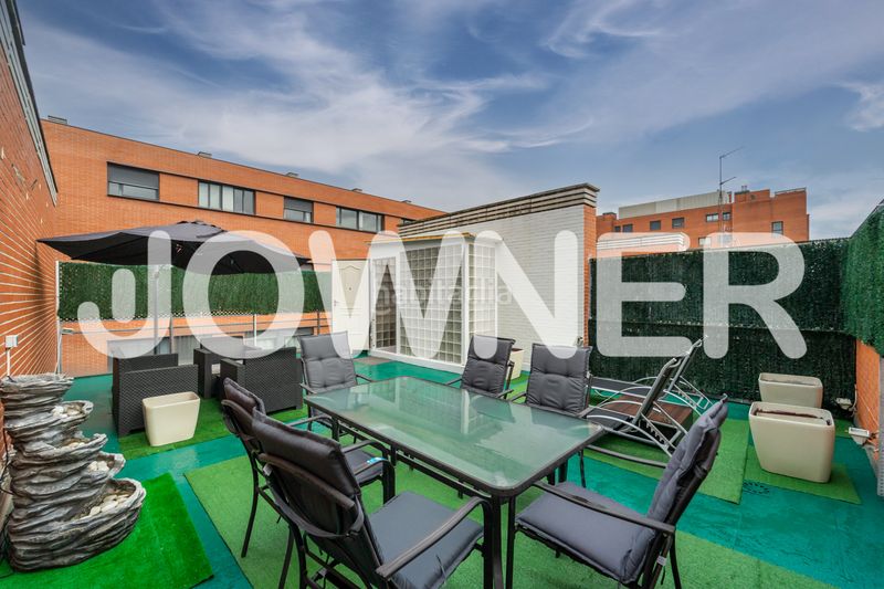 Alquiler Dúplex  Calle de roma. “jowner alquila fantástico apartamento ático dúplex en guindaler