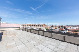 Rent Flat  Paseo del marqués de zafra. “jowner alquila fantástico ático en fuente del berro”