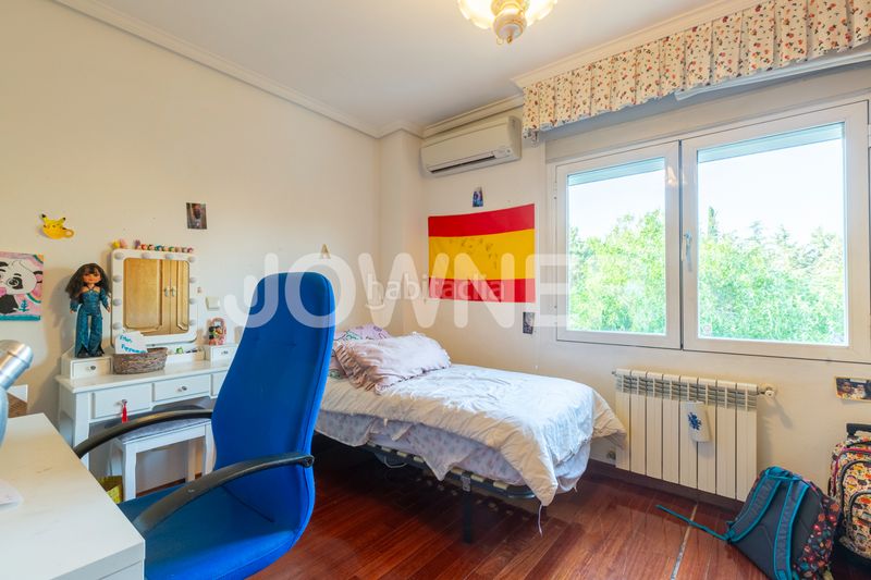 Foto 33c5ed27-bcde-45fa-a6b8-ffdd439e1d88. Chalet with fireplace heating parking pool in Molino de la Hoz Rozas de Madrid (Las)