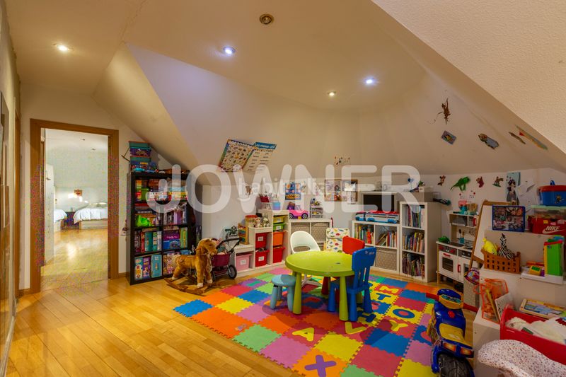 Foto 4adde9fc-d5da-4fbc-b912-71be8cb27d0f. Chalet with fireplace heating parking pool in Molino de la Hoz Rozas de Madrid (Las)