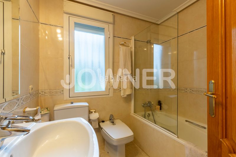 Foto 7293ae19-b907-4002-8166-bd0e9ba8f68c. Chalet with fireplace heating parking pool in Molino de la Hoz Rozas de Madrid (Las)