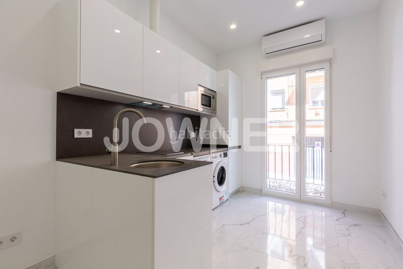 Foto 016229aa-dbf3-4a8c-b662-ac0a934dd175. Flat with heating in Fuente del Berro Madrid