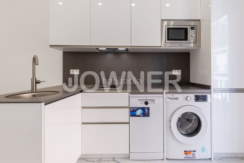 Foto b5398d04-5bd5-43f7-8d8b-a275ba368d98. Flat with heating in Fuente del Berro Madrid