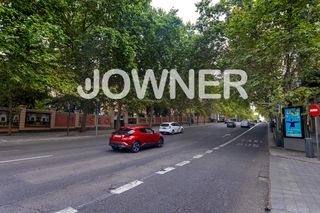 Flat in Calle de los Hermanos Bécquer
