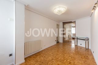 Location Appartement  Avenida donostiarra. “jowner alquila piso en la zona de la concepción”