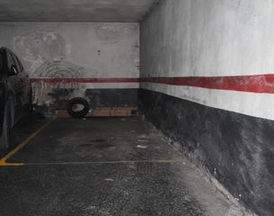 Parking voiture  Torre de ugao kalea. Parcela de garaje