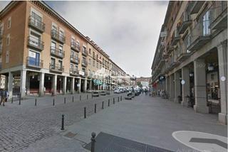 Location Local commercial  N/a. Magnifico local en alquiler en la avenida del acueducto.
totalm