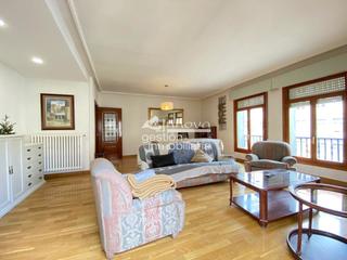 Rent Flat in Centro