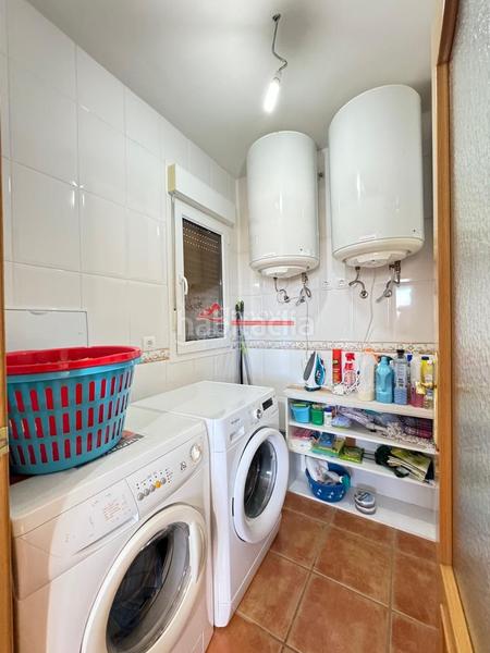 Foto 1826949e-289f-45c0-b43e-99bfa41f2d7b. Haus mit parking in Palazuelos de Eresma