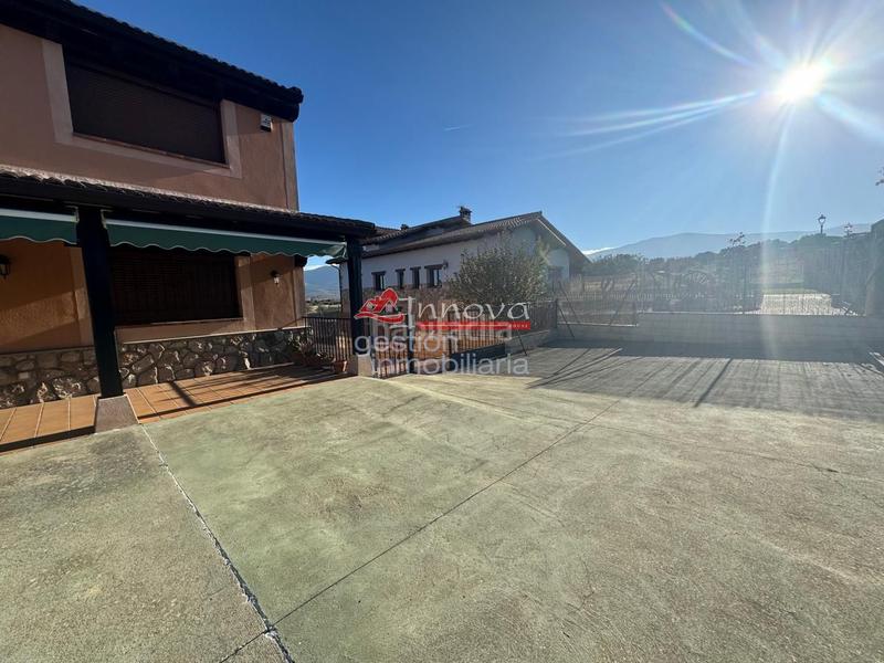 Foto 66406589-51a6-4f62-a681-4bebce7a5f07. Haus mit parking in Palazuelos de Eresma