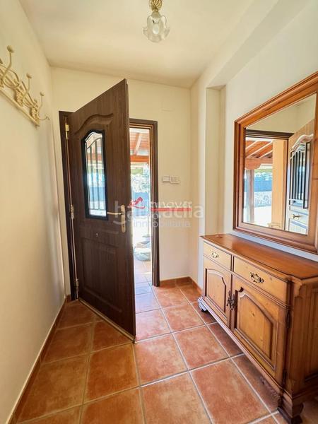 Foto af80205f-a7d9-4aae-8041-0bba77bb8997. Haus mit parking in Palazuelos de Eresma