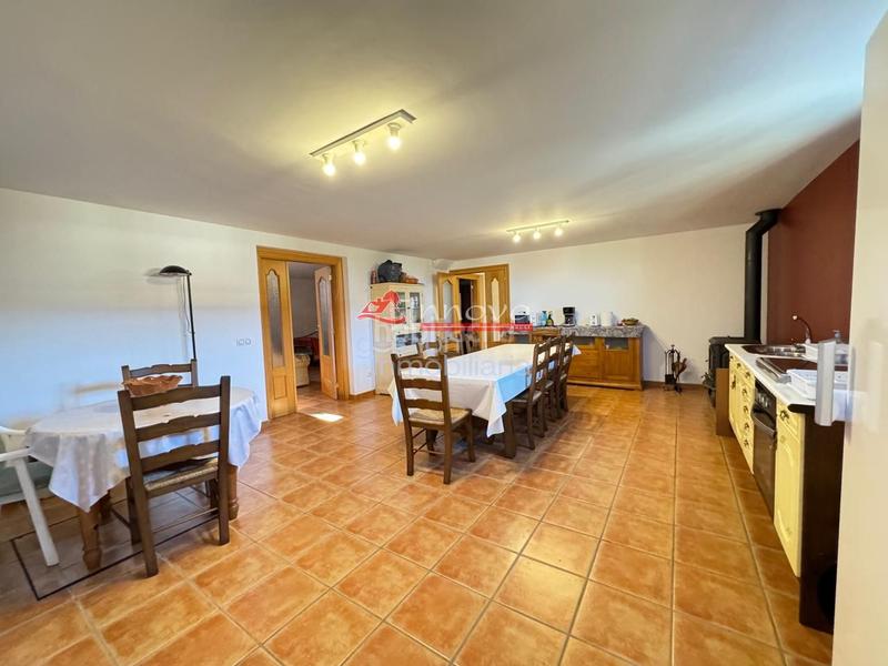 Foto e14a57f3-a41e-4b2b-b75a-8c1c16506eae. Haus mit parking in Palazuelos de Eresma