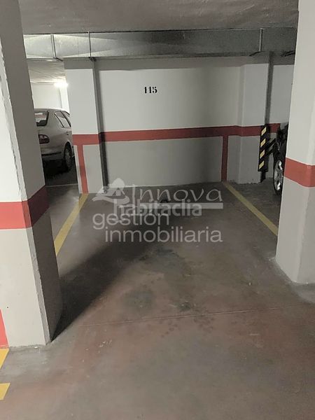 Foto 6035f942-3334-44d6-8d9a-62260c9e7a99. Lloguer aparcament cotxe a Centro Segovia