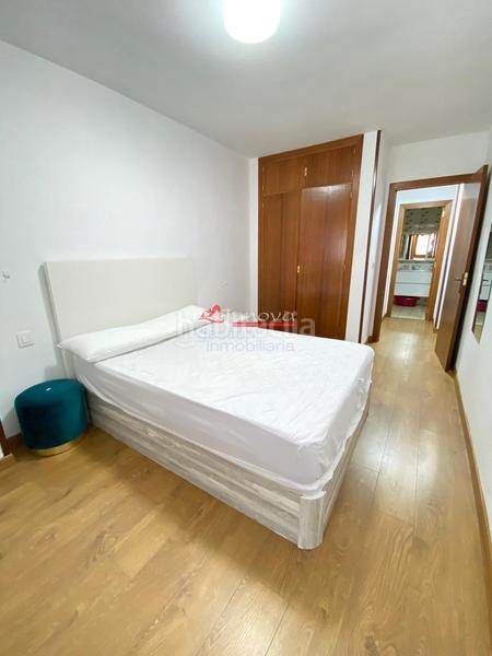 Foto ef743bf7-0e29-4db1-b9c0-bb09e72551f1. Location appartement avec chauffage parking dans Centro Segovia