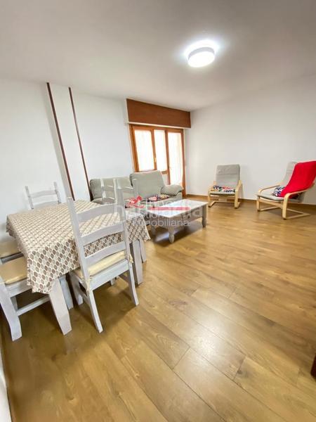 Foto 2715913f-5b40-45f0-ac0d-f47be4dd55de. Rent flat with heating parking in Centro Segovia