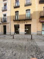 Location Local commercial à Plaza Mayor - San Agustín