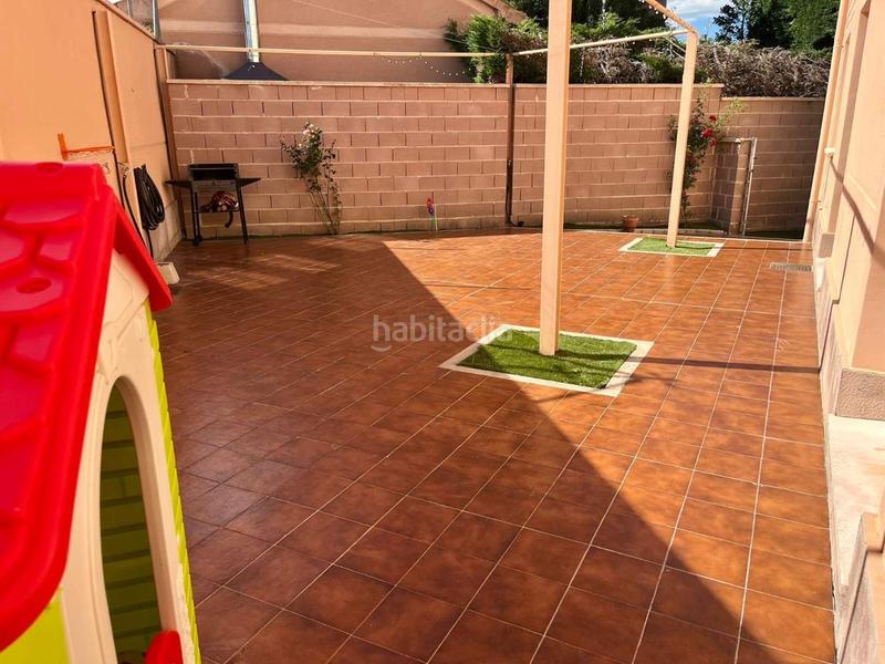 Foto ebf17bac-3ed8-433a-b958-2d9b6d202f2a. House with heating parking in Torrecaballeros